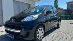 Preto Usado 2009 Peugeot 107 Citadino | € 6.450 (Preço justo)