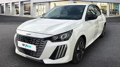 Usado Peugeot e-208 Allure 114 kW (156 HP) 2024 Branco Citadino