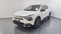 Branco Usado 2023 Citroën e-C4 Shine Sedan | € 27.500 (Preço justo)