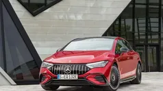 Cinzento Usado 2023 Mercedes 300 AMG line Carrinha | € 46.000