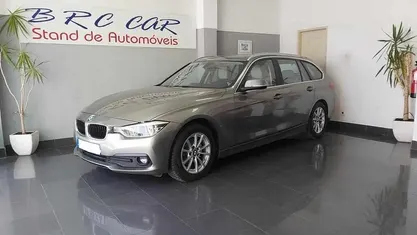 Cinzento Usado 2016 BMW 320 Efficient Dynamics Carrinha | € 21.500 (Preço justo)