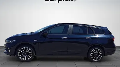 Usado Fiat Tipo 101 HP (74 kW) 2022 Cinzento