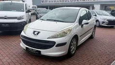 Usado 2008 Peugeot 207 | € 2.900 (Bom preço)