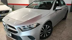 Cinza Usado 2020 Mercedes A180 Business | € 25.400 (Preço justo)
