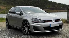 Cinzento Usado 2015 VW Golf VII Citadino | € 23.990 (Preço justo)
