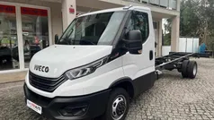 Branco Usado 2023 Iveco Daily | € 34.990 (Bom preço)
