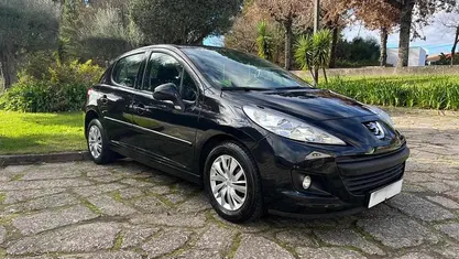 Preto Usado 2011 Peugeot 207 | € 6.750 (Preço justo)