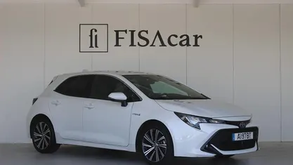 Usado Toyota Corolla Comfort 122 HP (89 kW) 2021 Branco