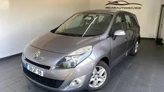 Cinza Usado 2011 Renault Scénic III Luxe Monovolume | € 8.950 (Preço justo)