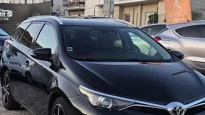 Preto Usado 2017 Toyota Auris Touring Sports Carrinha | € 14.950 (Preço justo)