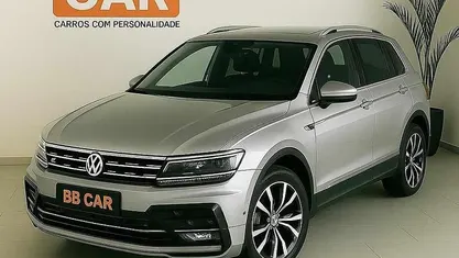 Cinzento Usado 2017 VW Tiguan R-line SUV | € 33.900 (Preço justo)