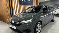 Cinzento Usado 2024 Dacia Sandero Citadino | € 16.450 (Bom preço)