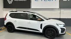 Cinzento Usado 2023 Dacia Jogger Monovolume | € 19.890 (Preço justo)