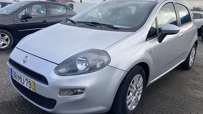 Cinza Usado 2012 Fiat Grande Punto Emotion Citadino | € 6.500 (Bom preço)