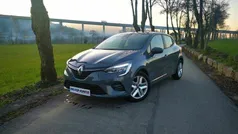 Cinzento Usado 2019 Renault Clio IV Intens Carrinha | € 14.500 (Preço justo)