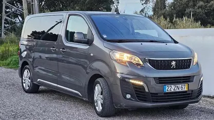 Cinzento Usado 2019 Peugeot Traveller Monovolume | € 32.990 (Preço justo)