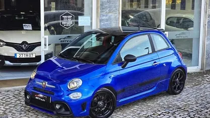 Usado Abarth 595 145 HP (106 kW) 2018 Azul