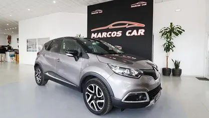 Cinza Usado 2016 Renault Captur Intens SUV | € 14.900 (Preço justo)