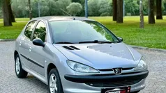 Cinza Usado 2001 Peugeot 206 Citadino | € 3.599 (Preço justo)