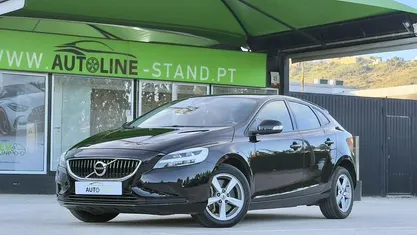 Usado Volvo V40 Momentum 120 HP (88 kW) 2018