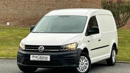 Usado VW Caddy 102 HP (75 kW) 2020 Branco Monovolume