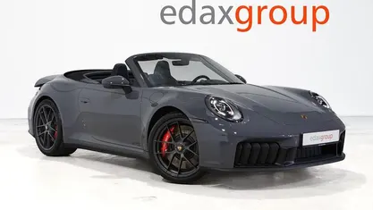 Usado Porsche 911 541 HP (397 kW) 2025 Cinzento Cabrios