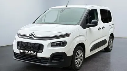 Usado 2019 Citroën Berlingo Feel Monovolume | € 10.990 (Bom preço)