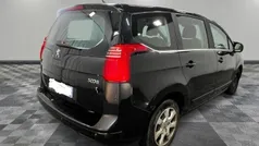 Preto Usado 2010 Peugeot 5008 Monovolume | € 5.350 (Preço justo)