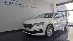 Branco Usado 2022 Skoda Scala Ambition Citadino | € 14.990 (Preço justo)
