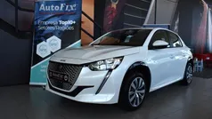 Branco Usado 2020 Peugeot e-208 Active Citadino | € 17.800 (Preço justo)