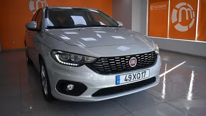 Usado 2019 Fiat Tipo Lounge Sedan | € 12.900 (Preço justo)