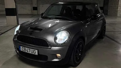 Cinzento Usado 2014 Mini Cooper S Citadino | € 12.500 (Preço justo)