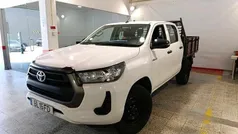 Branco Usado 2024 Toyota HiLux Pickup | € 39.990 (Preço justo)