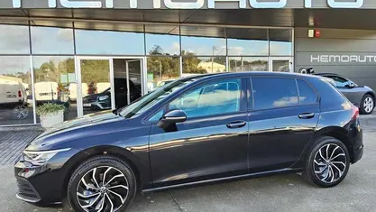 Usado 2023 VW Golf VIII Sportline | € 21.000 (Preço justo)