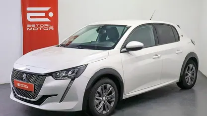 Branco Usado 2020 Peugeot e-208 Allure Citadino | € 16.900 (Preço justo)