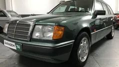Usado 1993 Mercedes E200 Carrinha | € 12.000