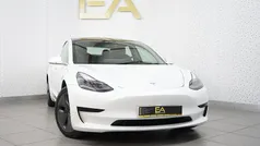 Branco Usado 2021 Tesla Model 3 Standard Range Plus Sedan | € 24.980 (Preço justo)