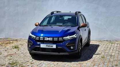 Azul Usado 2024 Dacia Sandero Extreme SUV | € 17.290 (Bom preço)