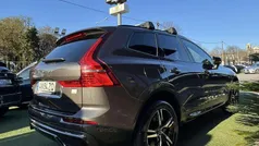 Cinzento Usado 2022 Volvo XC60 R-Design SUV | € 44.750 (Preço justo)