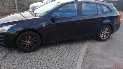 Preto Usado 2012 Chevrolet Cruze Sedan | € 6.500 (Preço justo)