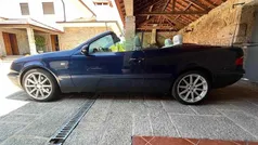Azul Usado 1999 Mercedes CLK230 Cabrios | € 12.000