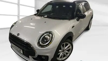Cinzento Usado 2021 Mini Clubman Carrinha | € 20.900 (Preço justo)