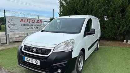 Branco Usado 2018 Peugeot Partner Monovolume | € 11.900 (Preço justo)