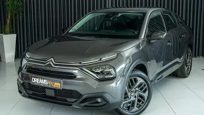 Cinzento Usado 2024 Citroën C4 Feel | € 20.800 (Preço justo)