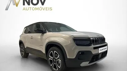 Usado 2025 Jeep Avenger Summit SUV | € 24.500 (Bom preço)