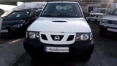 Branco Usado 2003 Nissan Terrano SUV | € 9.000 (Preço justo)