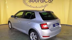 Cinza Usado 2021 Skoda Fabia Ambition | € 16.000 (Preço justo)