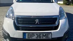 Branco Usado 2016 Peugeot Partner Monovolume | € 13.850 (Preço justo)