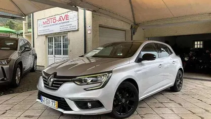 Usado 2017 Renault Mégane IV Bose Edition Citadino | € 16.750 (Bom preço)