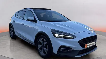 Branco Usado 2019 Ford Focus Active X Sedan | € 14.990 (Preço justo)